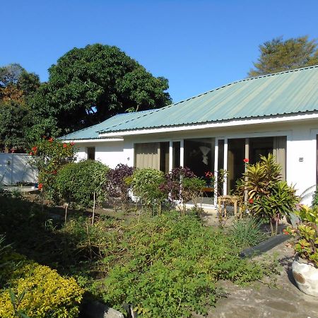 Idc Guest House Багамойо Екстериор снимка